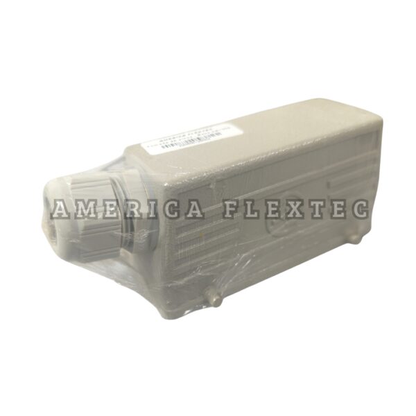 Kit com Tomadas Industriais e Componentes - 24 Pinos